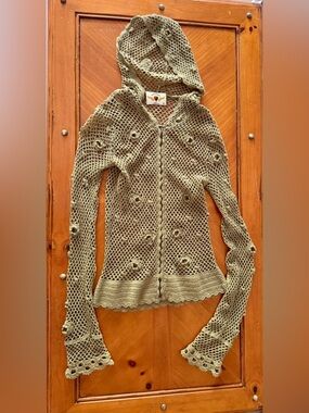 Y2K❤️‍🔥Twisted Heart crochet hoodie sweater size S sage moss green❤️‍🔥
